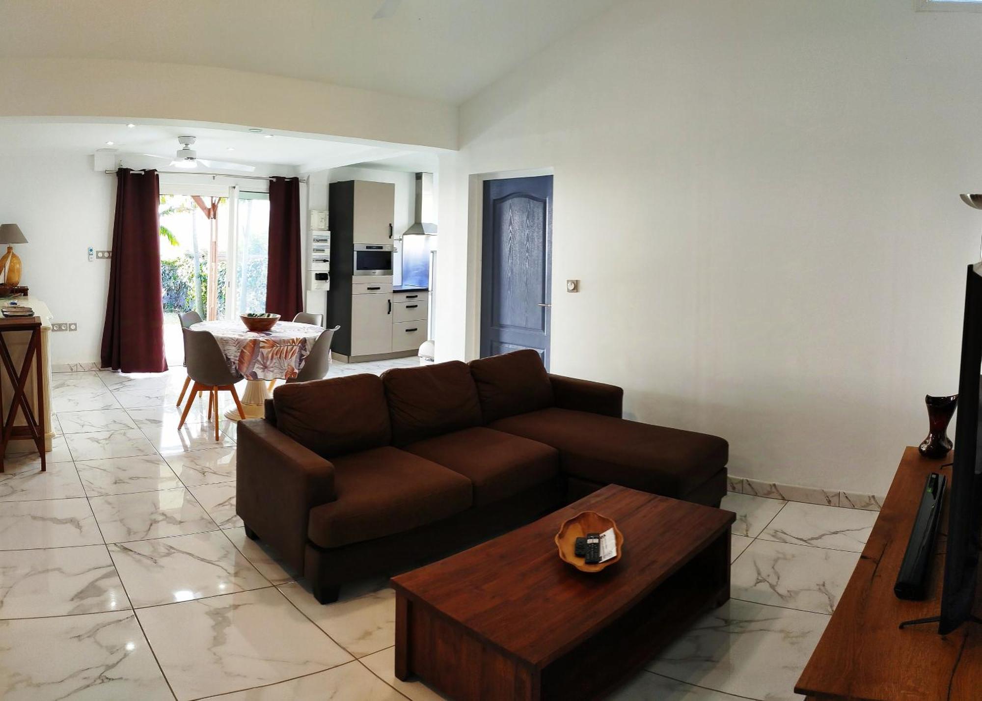 Maison Les Cocotiers De Plaiz'Anse Petite Île Екстериор снимка