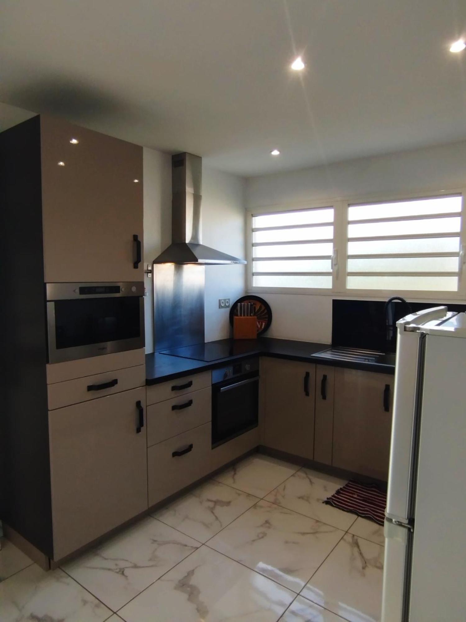 Maison Les Cocotiers De Plaiz'Anse Petite Île Екстериор снимка