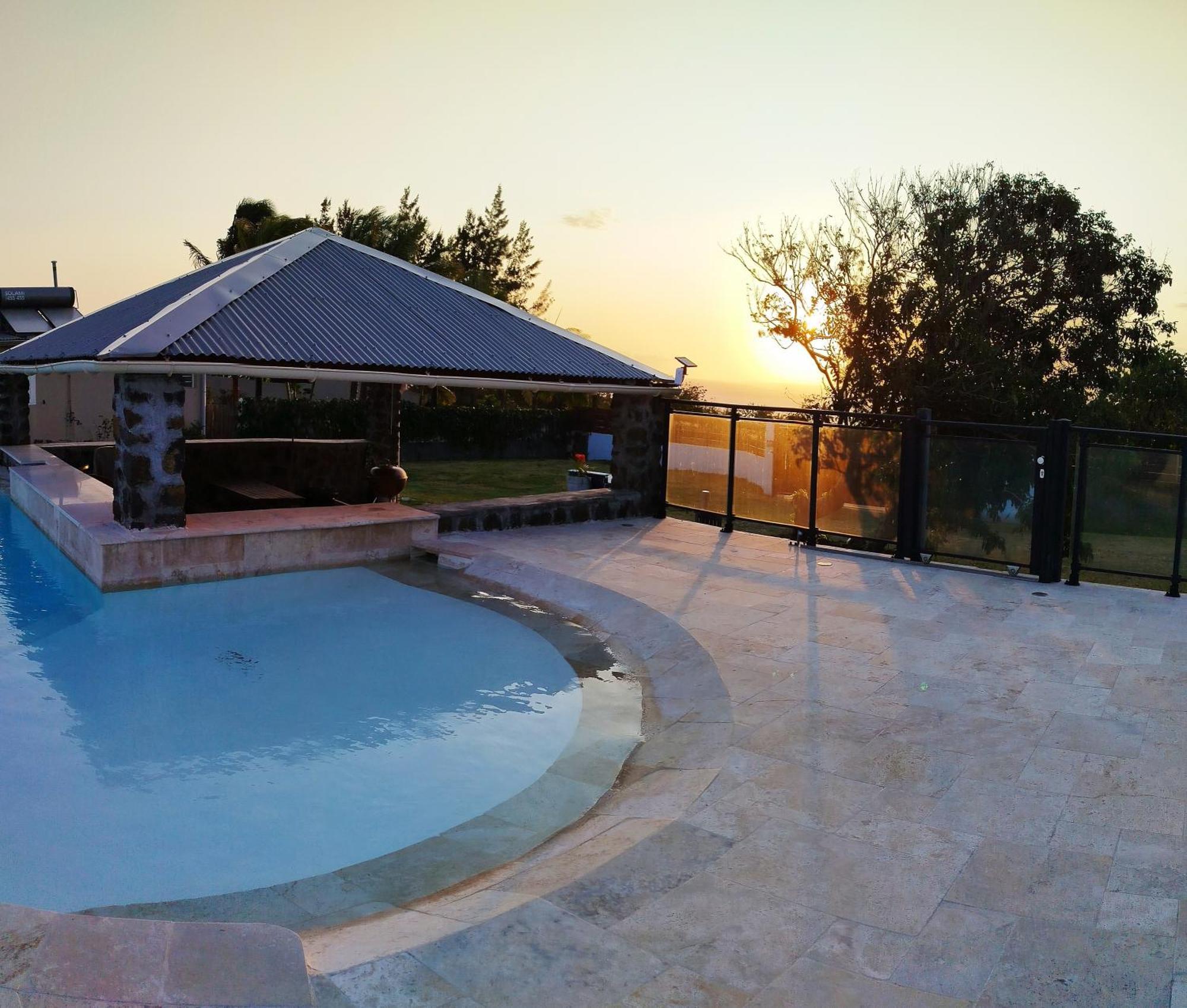 Maison Les Cocotiers De Plaiz'Anse Petite Île Екстериор снимка